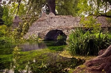 Giardino di Ninfa (1 hour 20 minutes)