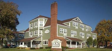 Ivy Court Inn and Suites (Notre Dame)