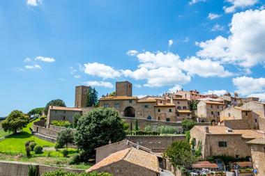 Tuscania (1 Hour 30 Minutes)