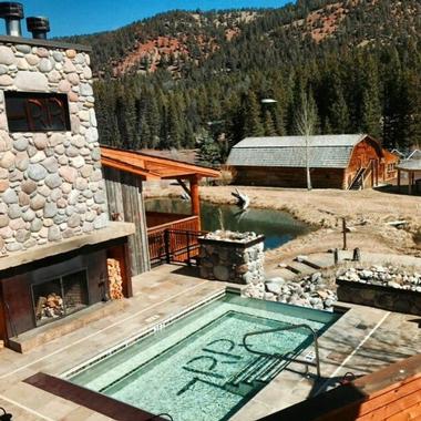 Rainbow Ranch Lodge