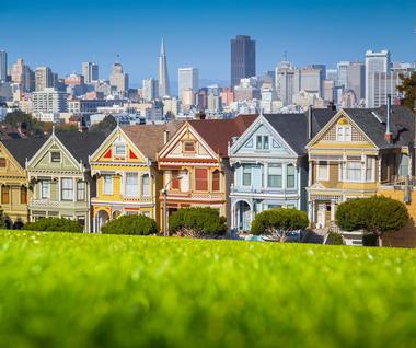 See scenic sights in San Francisco