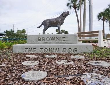 Visit the Grave of Brownie, the Town Dog