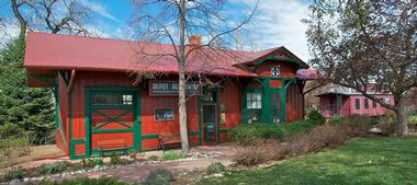 Visit Littleton Depot Art Gallery