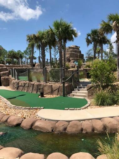 Beachside Mini Golf