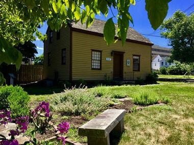 Danbury Museum & Historical Society