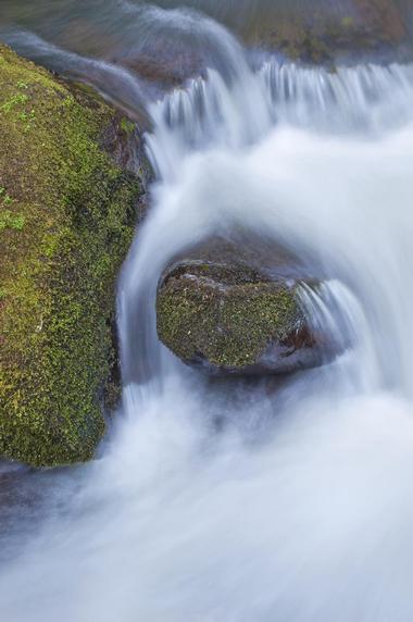 See the series of cascades of Austin Stream Falls