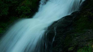 See numerous waterfalls at Gulf Hagas Falls