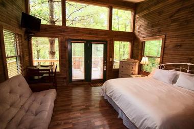 River's Edge Treehouse Resort