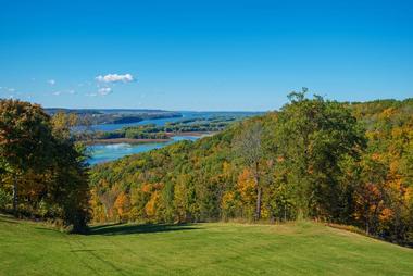 Apple River Canyon State Park (2 hours 30 minutes)