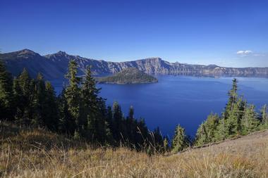 Diamond Lake Resort - 4 hours from Portland