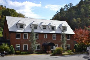 Historic Tapoco Lodge