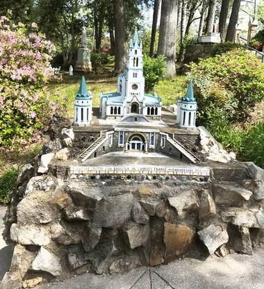 Admire intricate miniatures at Ave Maria Grotto