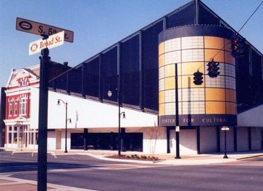 Mary G. Hardin Center for Cultural Arts