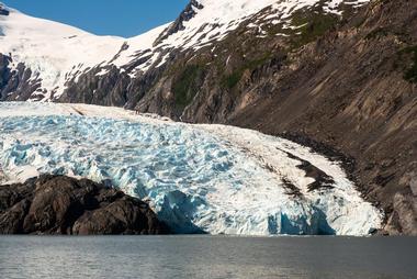 Portage Glacier Cruises