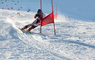 Ski on Monarch Mountain