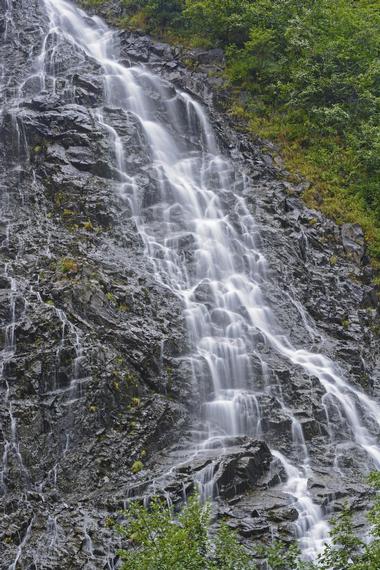 Horsetail Falls Trail