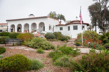 Casa Romantica Cultural Center and Gardens