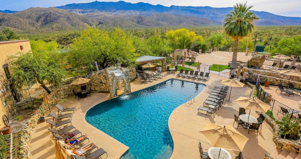 Tanque Verde Ranch Resort pool