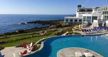 The Cliff House Resort