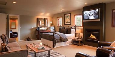 The Luxury Meadowview Suite